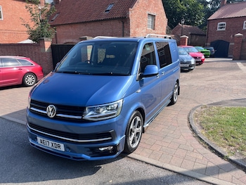 Used Volkswagen Transporter 2017 for sale - 79228357: Photo