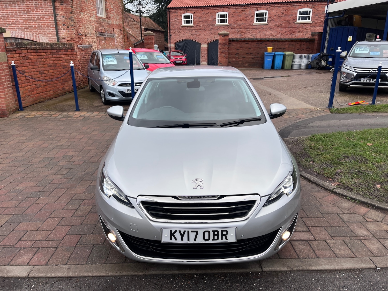Used Peugeot 308 2017 for sale - 77434734: Photo 16