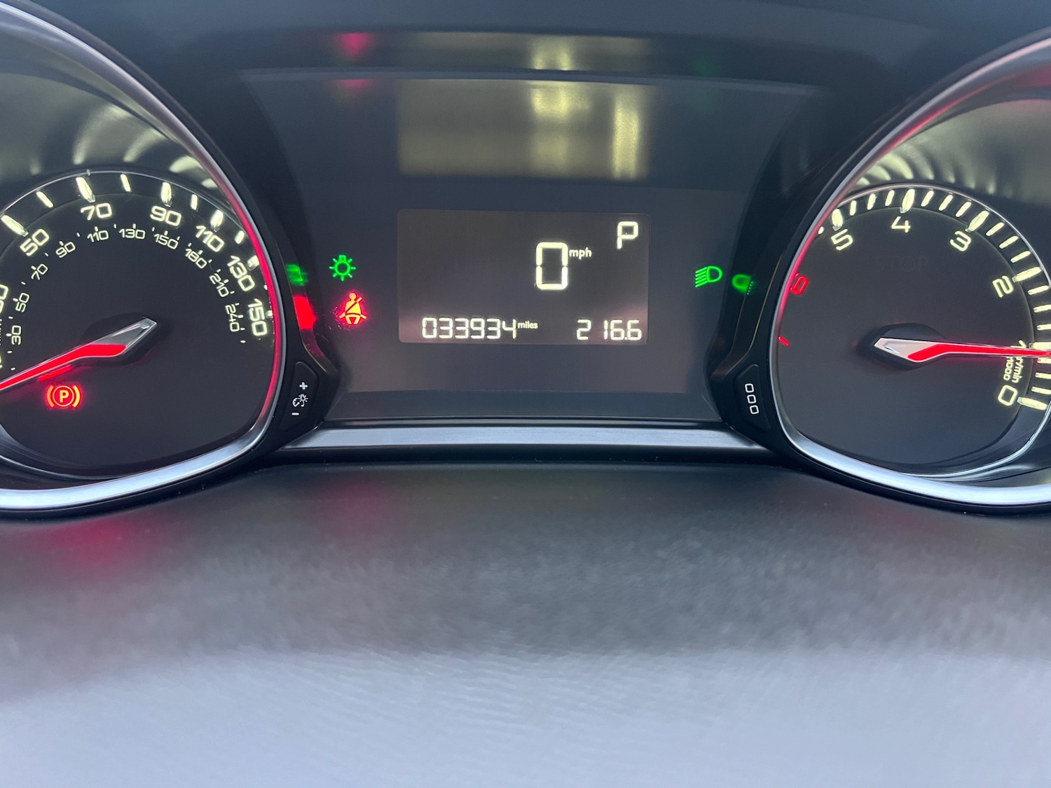 Used Peugeot 308 2017 for sale - 77434734: Photo 5