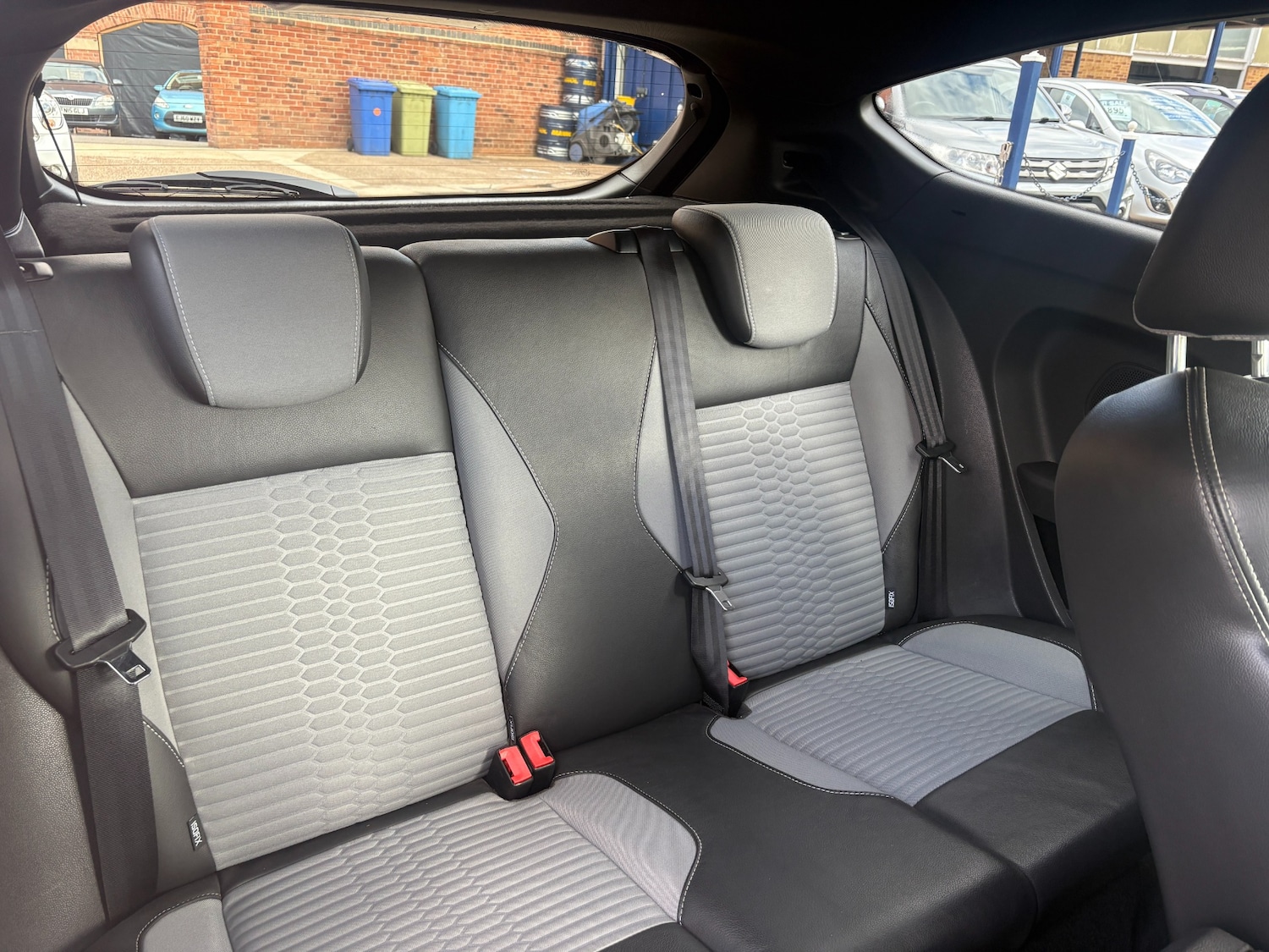 Used Ford Fiesta 2015 for sale - 76343988: Photo 12