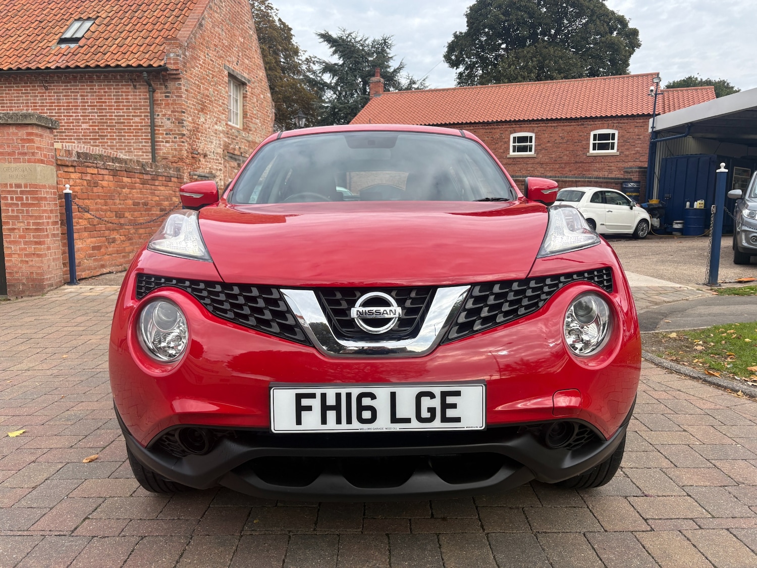 Used Nissan Juke 2016 for sale - 76195867: Photo 2