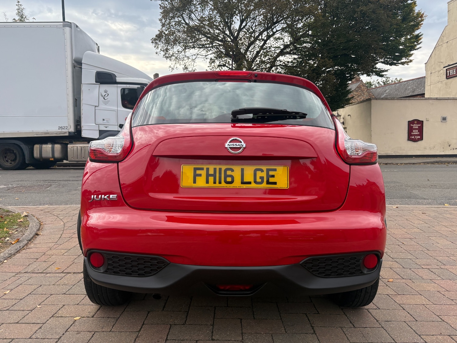 Used Nissan Juke 2016 for sale - 76195867: Photo 8
