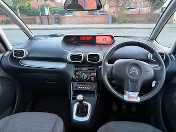 Used Citroen C3 Picasso 2015 for sale - 75955661: Photo