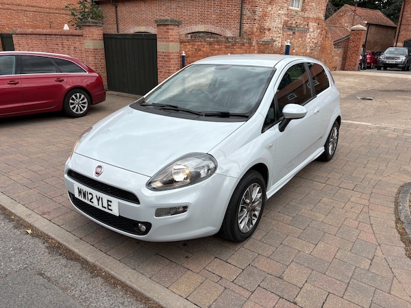 Used Fiat Punto 2012 for sale - 75157614: Photo 3