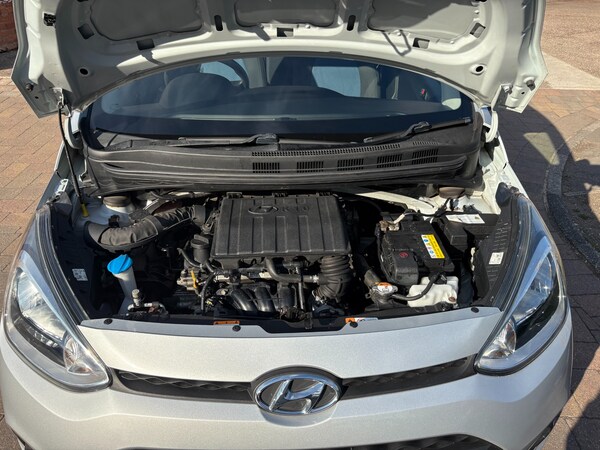 Used Hyundai i10 2015 for sale - 75345846: Photo 14