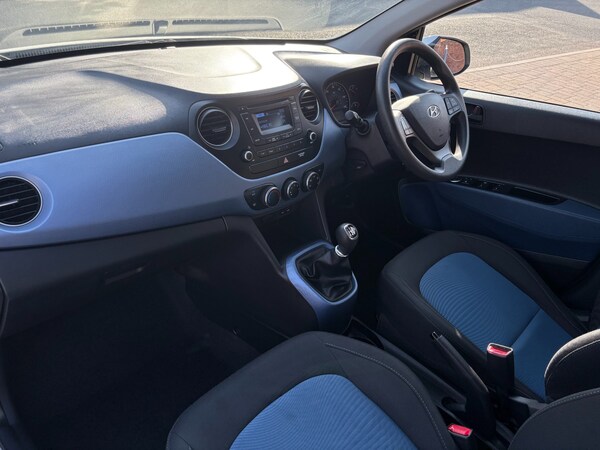 Used Hyundai i10 2015 for sale - 75345846: Photo 6