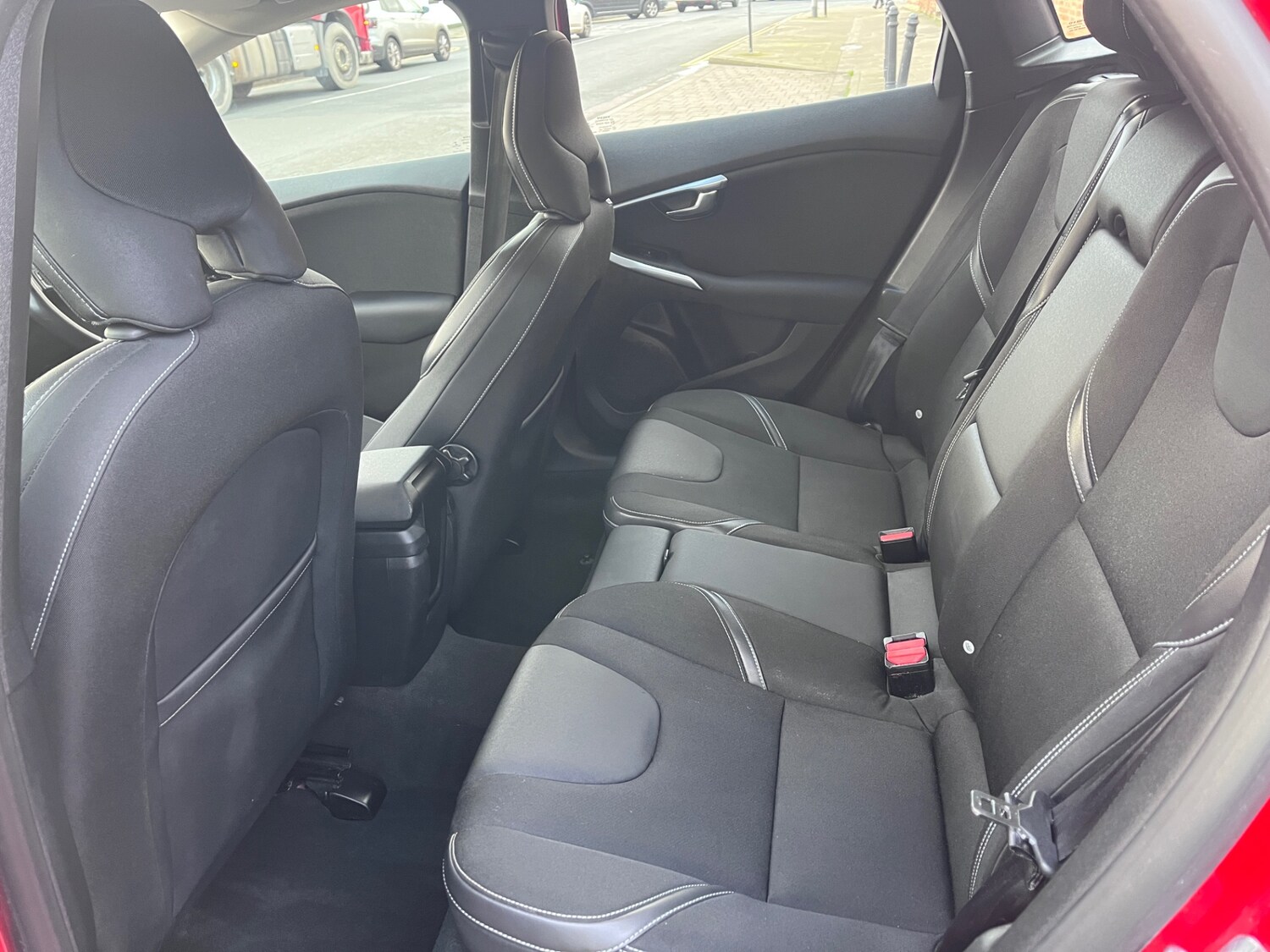 Used Volvo V40 2014 for sale - 77461483: Photo 11