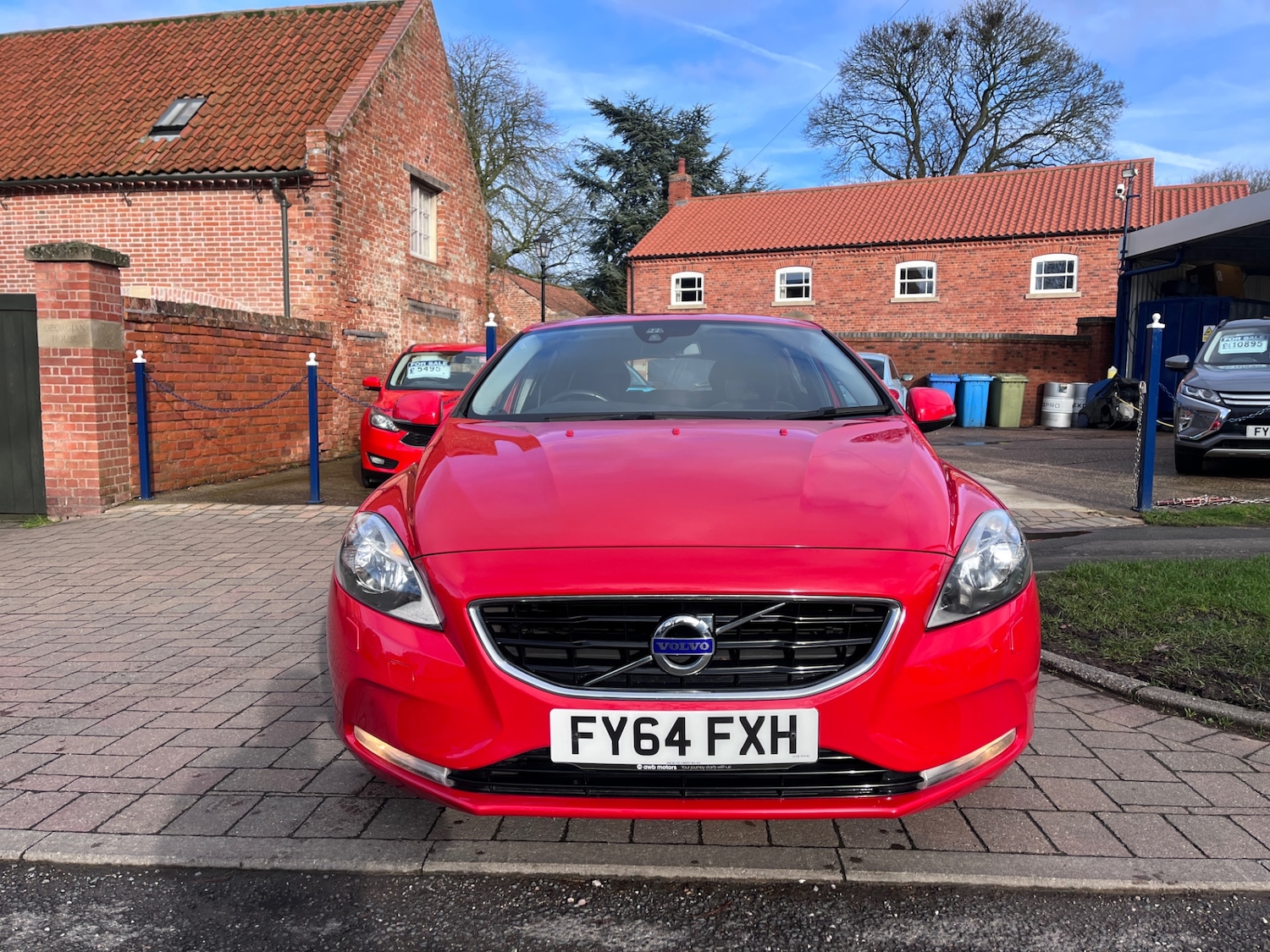 Used Volvo V40 2014 for sale - 77461483: Photo 2