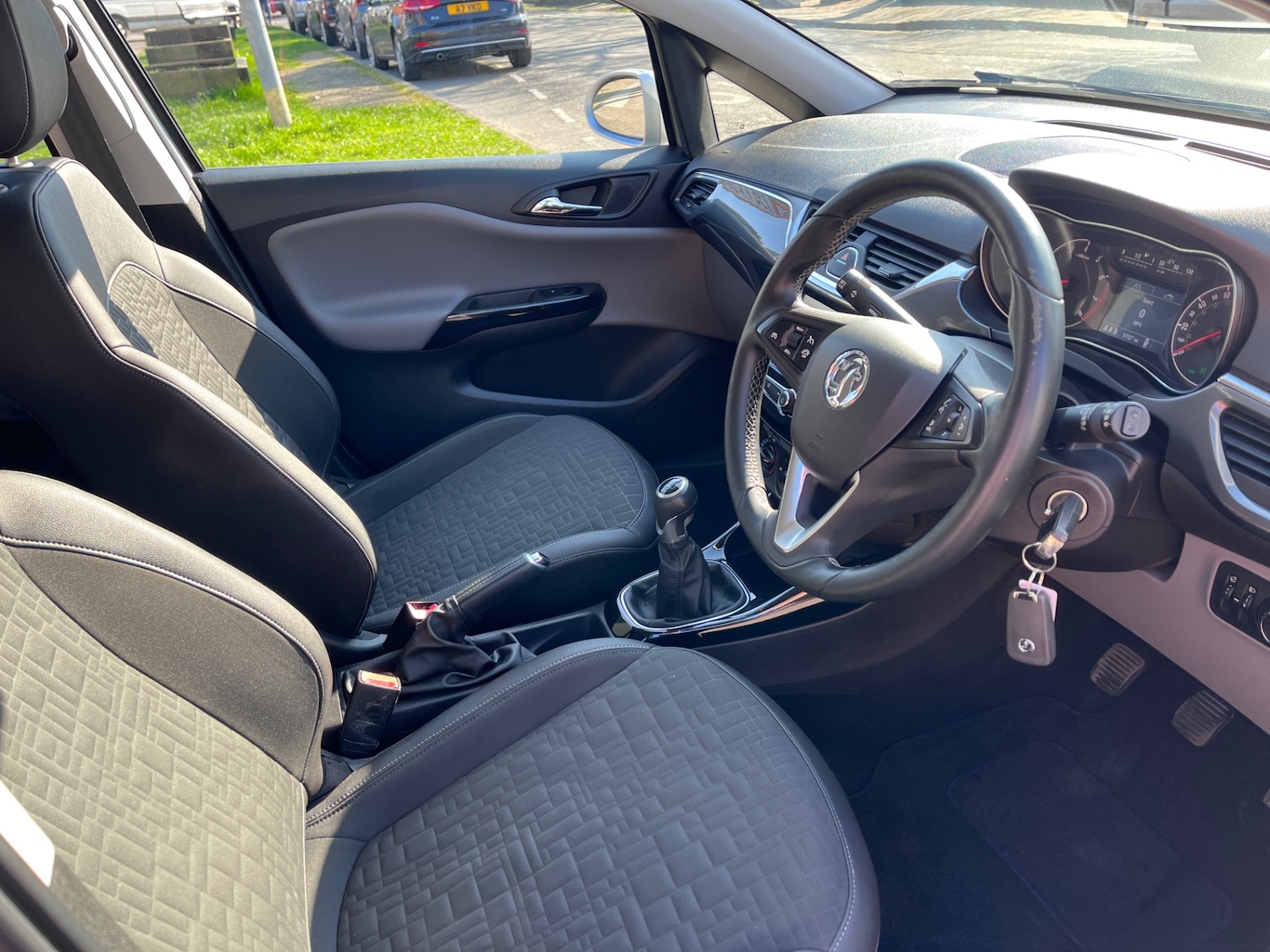 Used Vauxhall Corsa 2016 for sale - 77760529: Photo 4