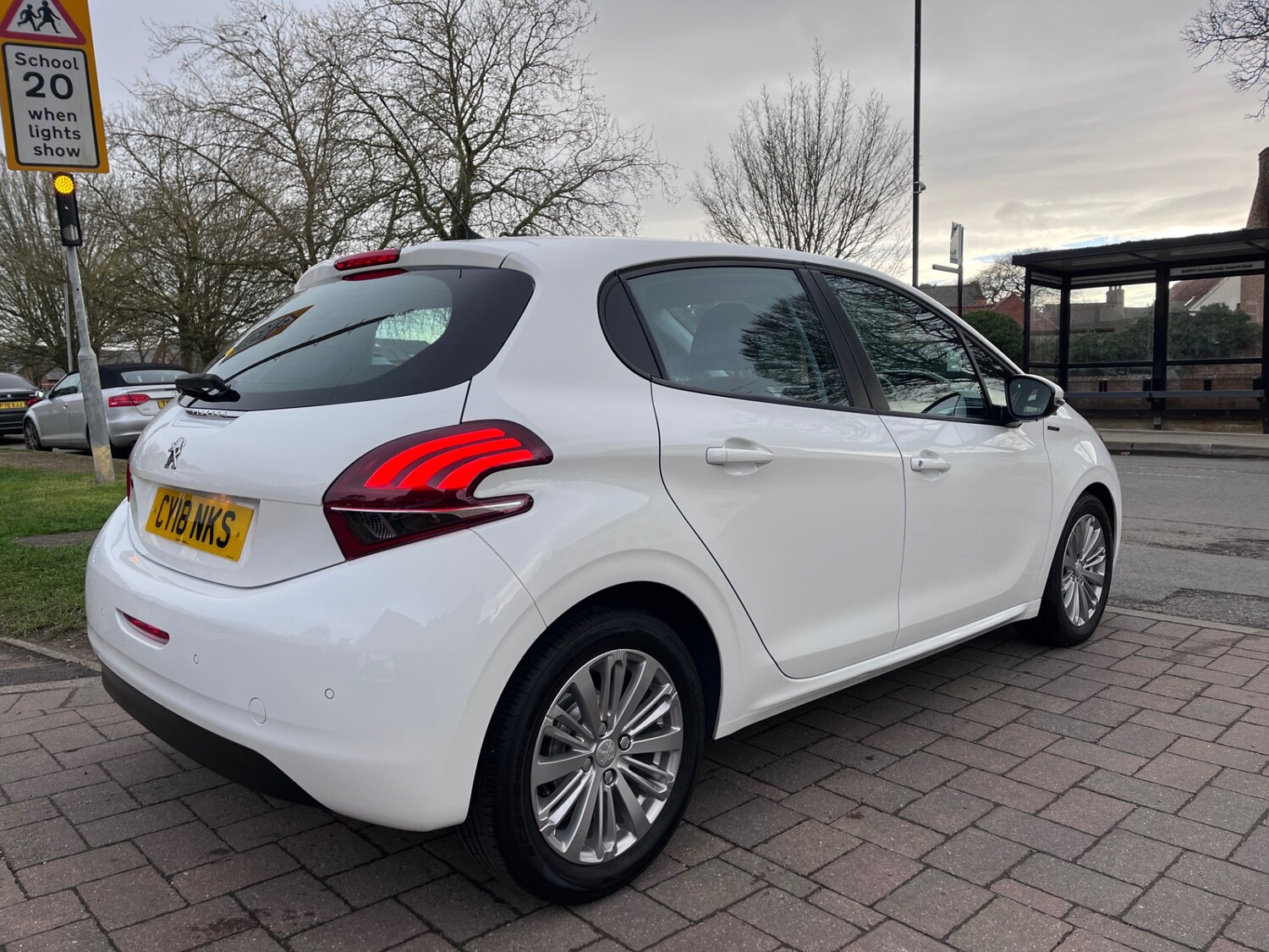 Used Peugeot 208 2018 for sale - 77903411: Photo 9