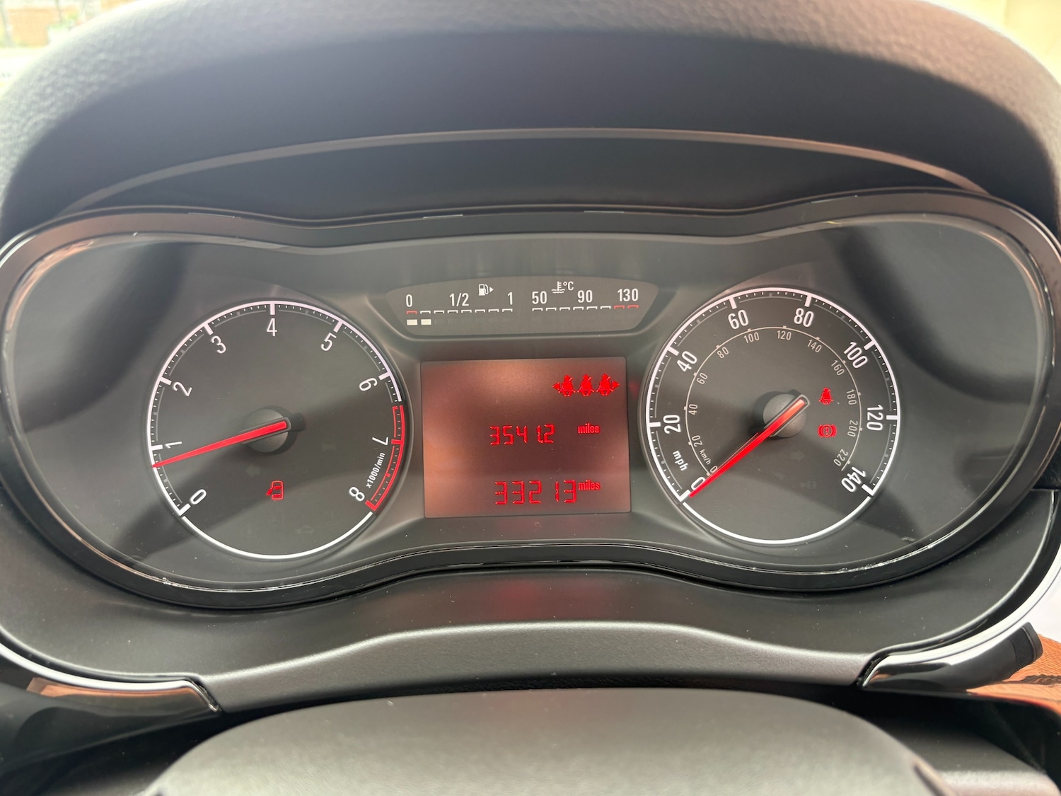 Used Vauxhall Corsa 2015 for sale - 76234203: Photo 5