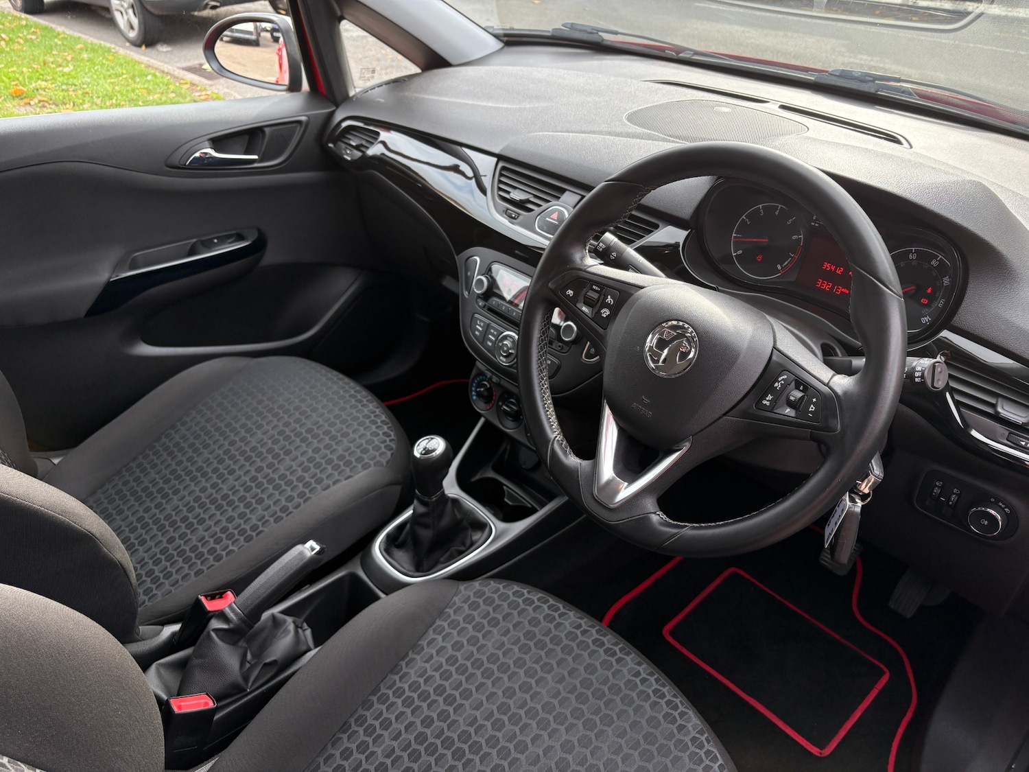 Used Vauxhall Corsa 2015 for sale - 76234203: Photo 6