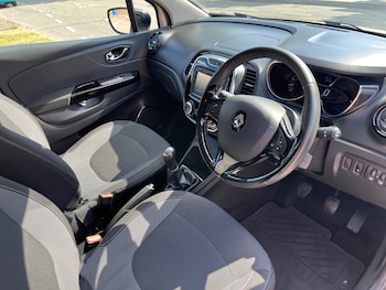 Used Renault Captur 2016 for sale - 79176857: Photo