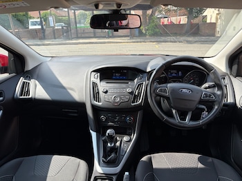 Used Ford Focus 2015 for sale - 75555966: Photo