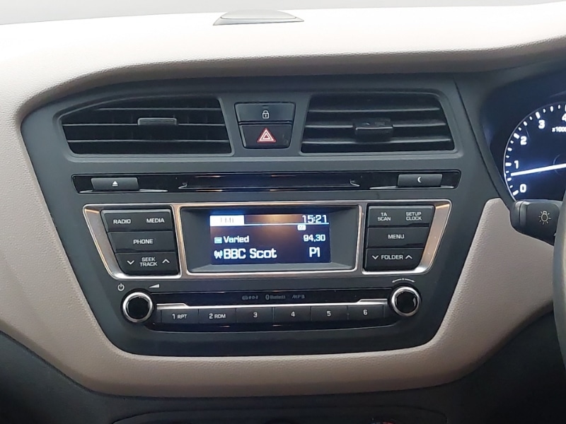 Used Hyundai i20 2015 for sale - 76885549: Photo 11