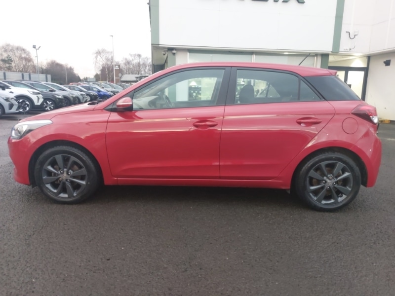 Used Hyundai i20 2015 for sale - 76885549: Photo 4