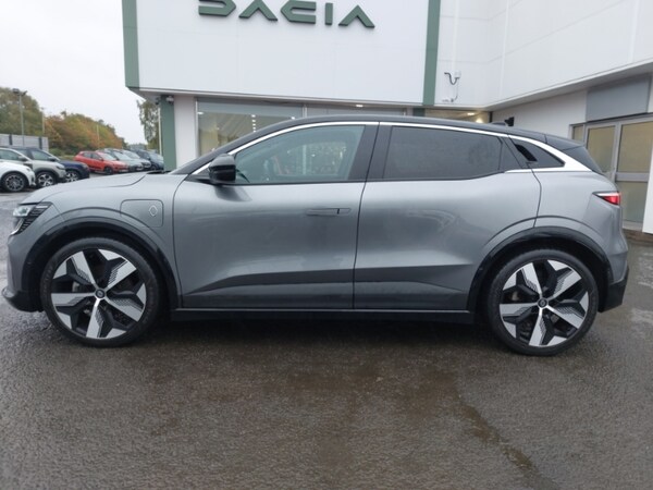 Used Renault Megane E Tech 2022 for sale - 76269219: Photo 4