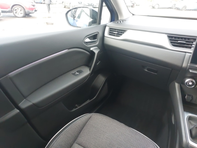 Used Renault Captur 2022 for sale - 76875479: Photo 10