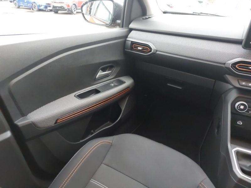 Used Dacia Sandero Stepway 2023 for sale - 77379793: Photo 10