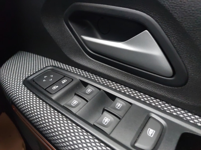 Used Dacia Sandero Stepway 2023 for sale - 77379793: Photo 19