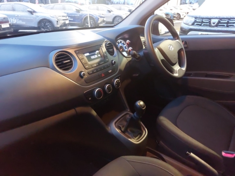 Used Hyundai i10 2019 for sale - 77150358: Photo 5