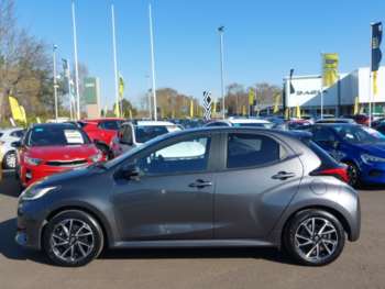 Used Toyota Yaris 2022 for sale - 74241447: Photo