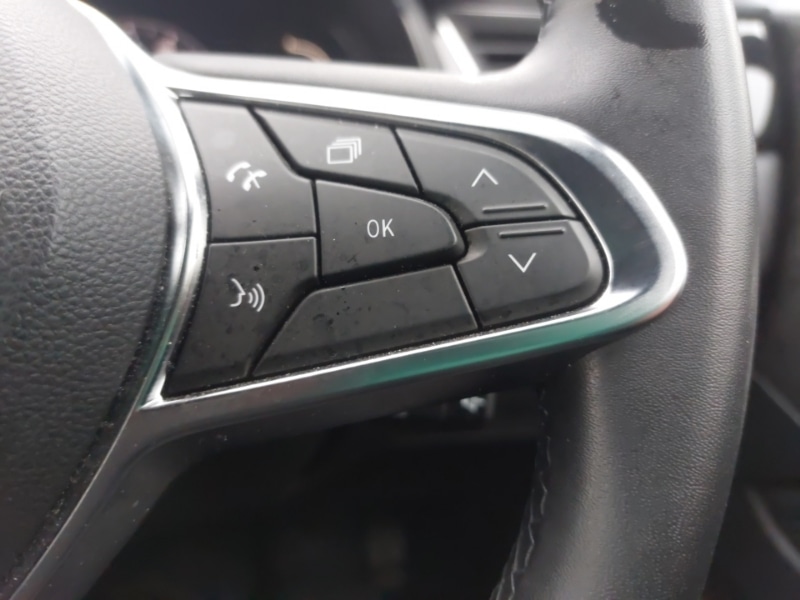 Used Renault Captur 2023 for sale - 76456077: Photo 18