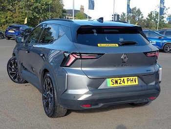 Used Renault Scenic E-Tech 2024 for sale - 76054318: Photo 3