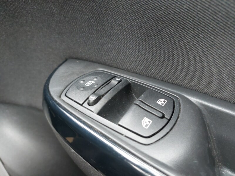 Used Vauxhall Corsa 2018 for sale - 77933405: Photo 19