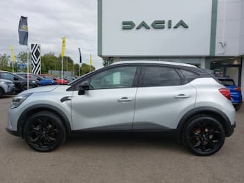 Used Renault Captur 2023 for sale - 79631231: Photo