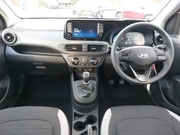 Used Hyundai i10 2025 for sale - 77123222: Photo