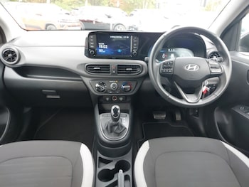 Used Hyundai i10 2024 for sale - 76135117: Photo 2
