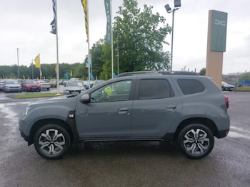 Used Dacia Duster 2023 for sale - 78910306: Photo