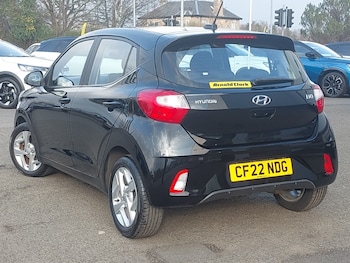 Used Hyundai i10 2022 for sale - 77751599: Photo