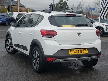 Used Dacia Sandero Stepway 2022 for sale - 76795387: Photo