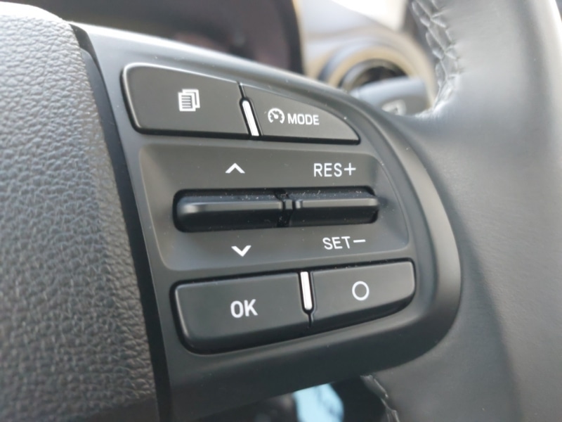 Used Hyundai i10 2023 for sale - 77736368: Photo 18