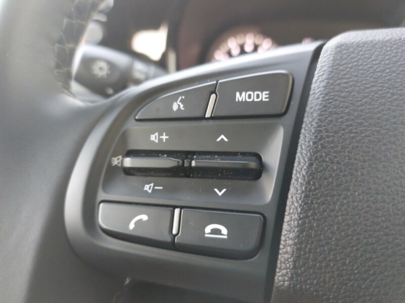 Used Hyundai i10 2023 for sale - 77736368: Photo 19