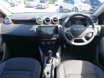 Used Dacia Duster 2024 for sale - 79031464: Photo