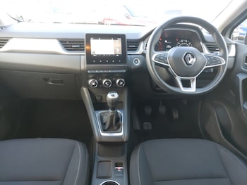 Used Renault Captur 2020 for sale - 77482812: Photo