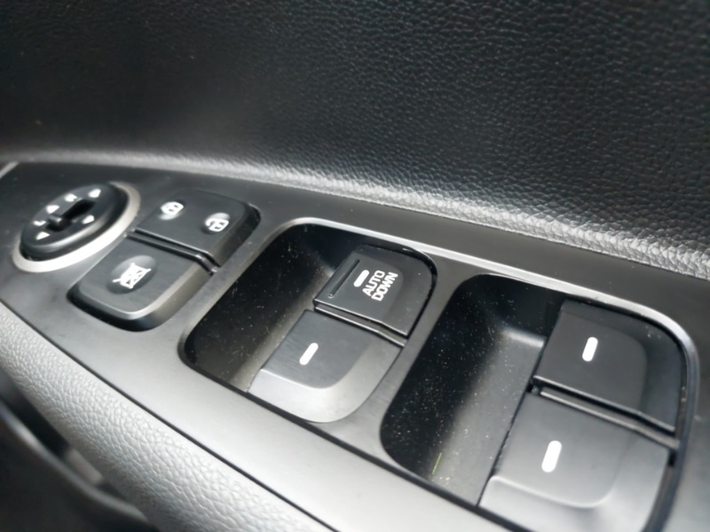 Used Hyundai i10 2020 for sale - 77644163: Photo 19