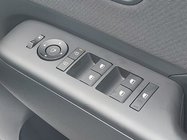Used Hyundai KONA 2025 for sale - 75780633: Photo 13