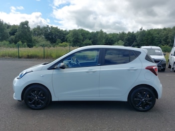 Used Hyundai i10 2019 for sale - 79372967: Photo