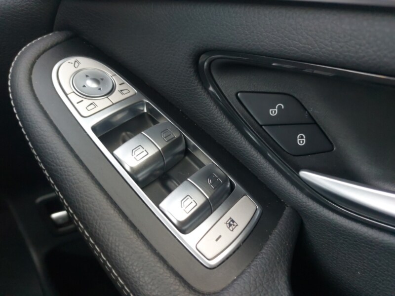 Used Mercedes-Benz GLC 2021 for sale - 77947738: Photo 19