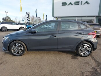 Used Hyundai i20 2024 for sale - 77585218: Photo