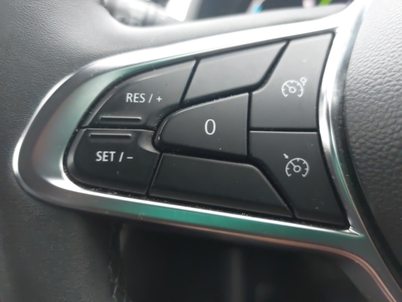 Used Renault Captur 2024 for sale - 76947596: Photo 19