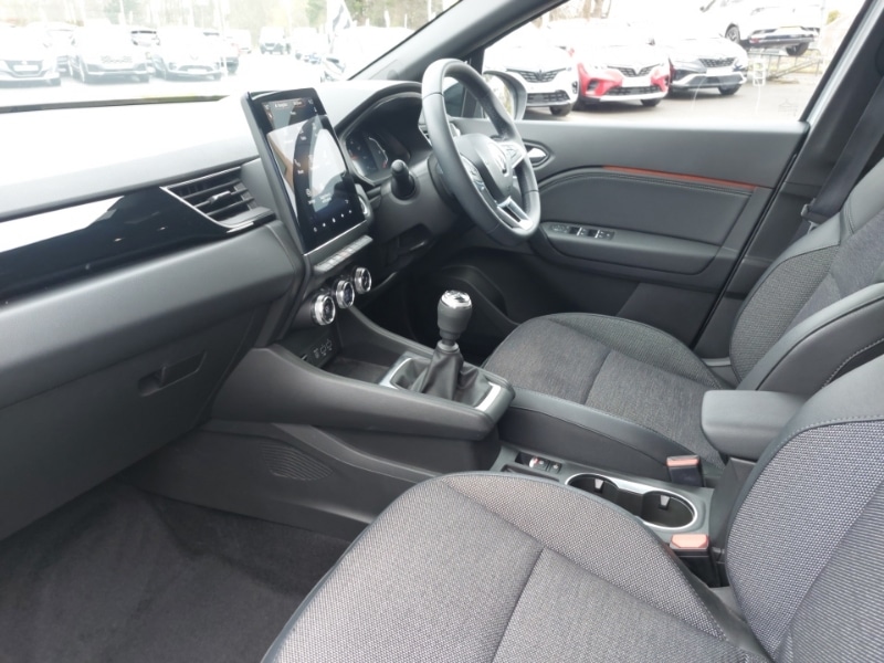 Used Renault Captur 2023 for sale - 78126411: Photo 5