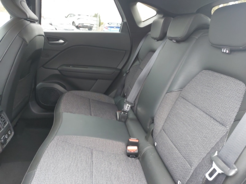 Used Renault Captur 2023 for sale - 78126411: Photo 6