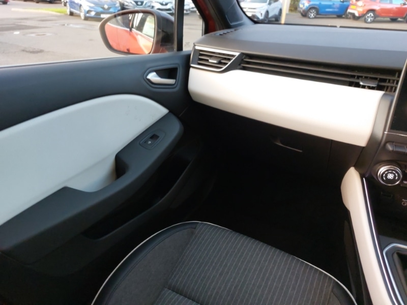 Used Renault Clio 2022 for sale - 77024694: Photo 10