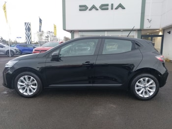 Used Renault Clio 2024 for sale - 78211336: Photo