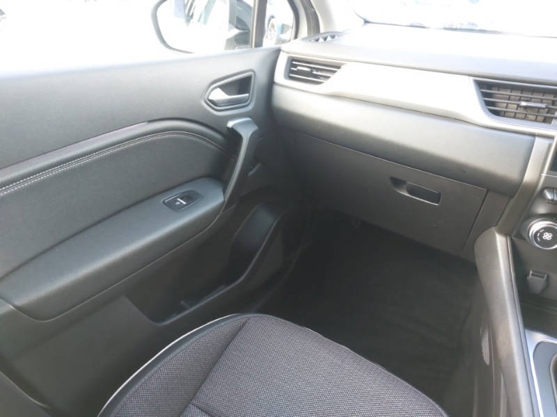 Used Renault Captur 2024 for sale - 77922661: Photo 10